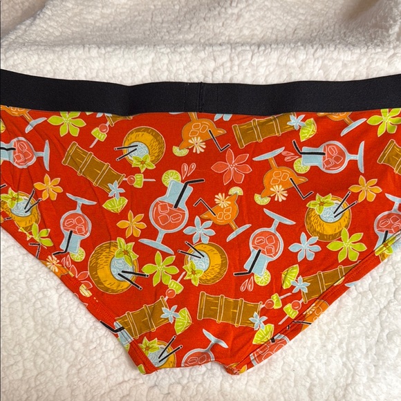 MeUndies Tiki Briefs with Black Waistband XL - Picture 4 of 8